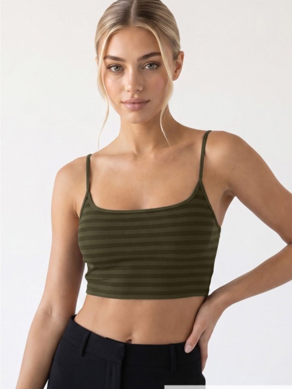 🆕🤍OLIVE STRIPPED BRALETTE
